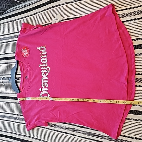 NWT - Disney Parks - Bright Pink Sequin Tee - New With Tag - Picture 4 of 6